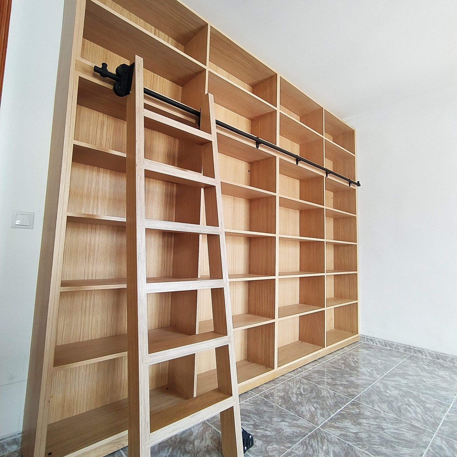 Mueble Estanteria 2